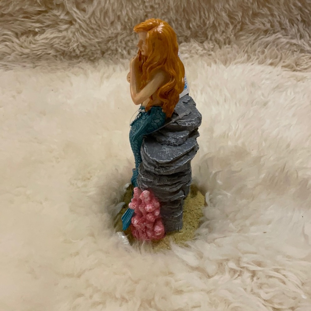 Top Fin Mermaid Statue - Picture 2 of 13